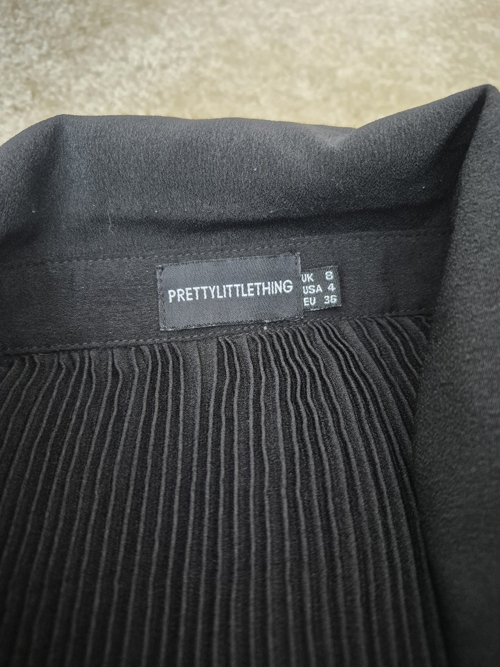 PrettyLittleThing Black Ribbed Button-Down Set - Picture 4 of 5